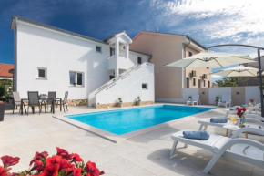 Apartment house LiJan